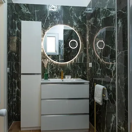Flower - New Bright In Brera Apartment Milan